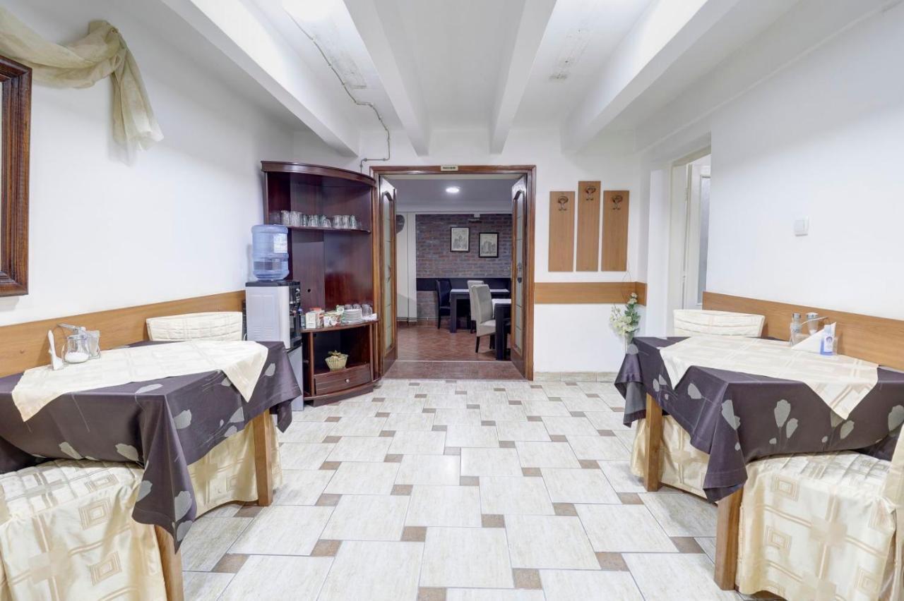 Hotel Perla Ldm Leskovac Лесковац Екстериор снимка