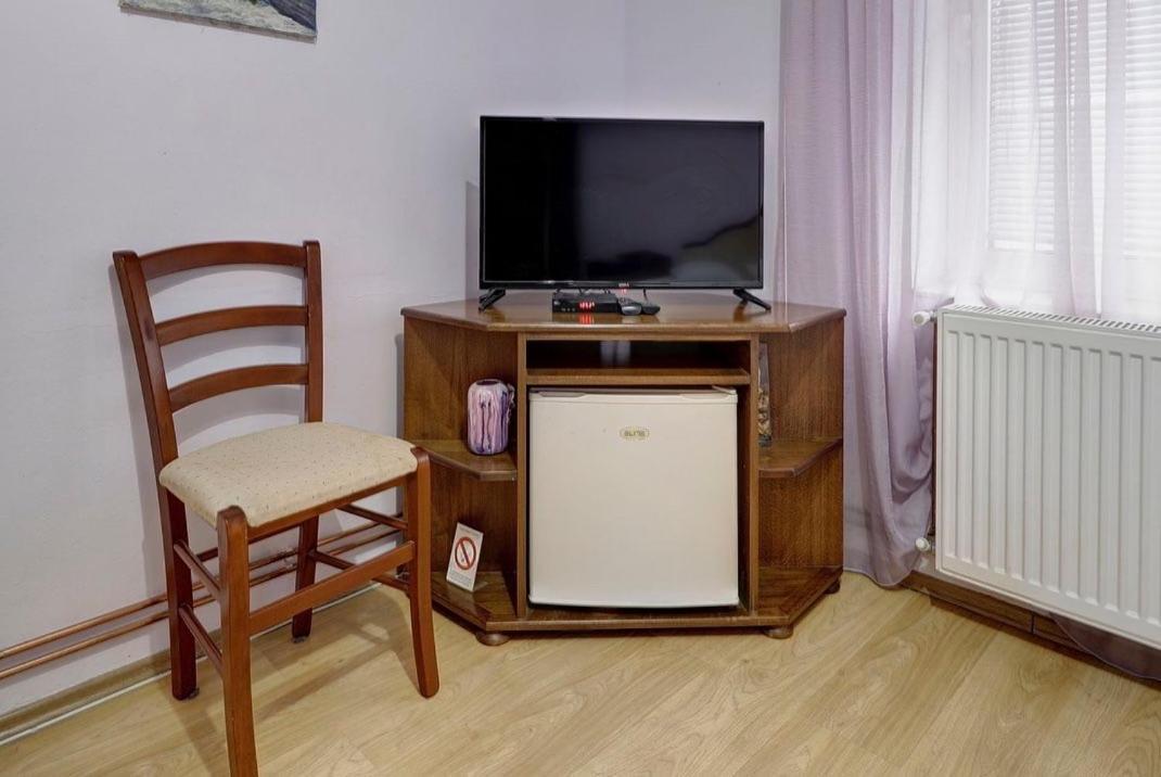 Hotel Perla Ldm Leskovac Лесковац Екстериор снимка